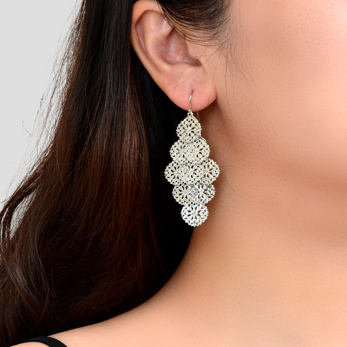 Modeschmuck Gold Hohl Scheibe Charm Ohrhänger Damen Accessoires