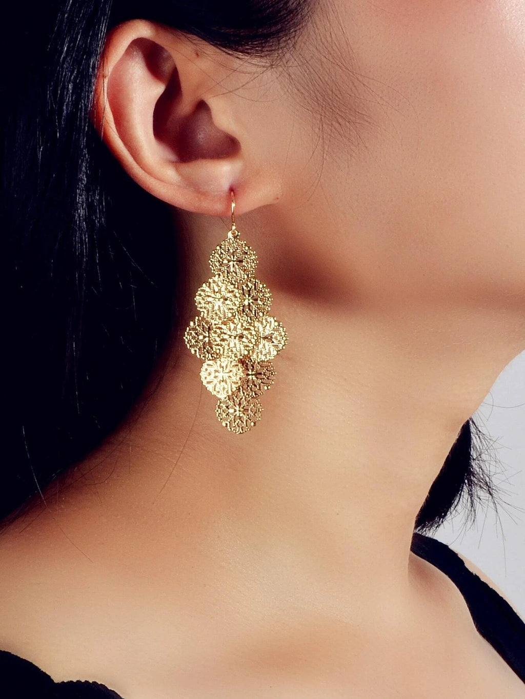 Modeschmuck Gold Hohl Scheibe Charm Ohrhänger Damen Accessoires