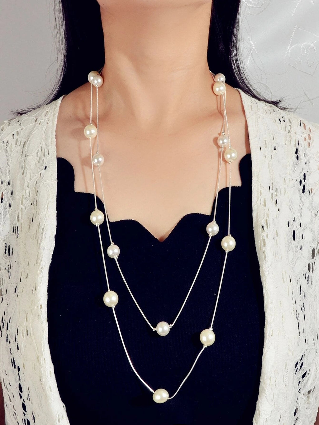 Doppellagige Perlen-Deko Gold-Silber-Kette Lange Halskette Modeaccessoires