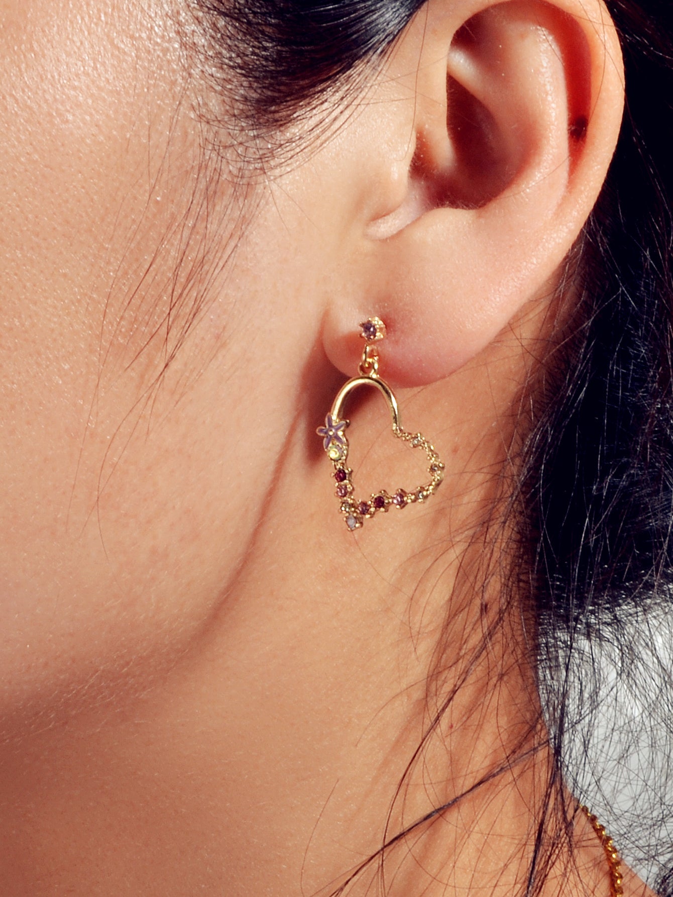 Gute Qualität Strass Blume Gold Herz Tropfen Ohrringe Mädchen Mode Accessoires