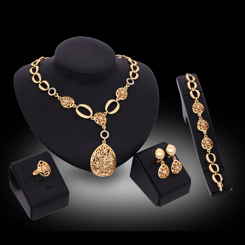 Luxuriöses 4-teiliges Goldschmuckset – Halskette, Ohrringe, Armband & Ring